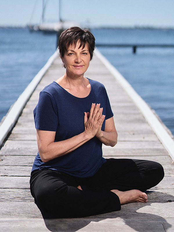 tracy hewson breathwork traineryoga instructor